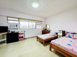 Blk 410 Jurong West Street 42 (Jurong West), HDB Executive #624701301
